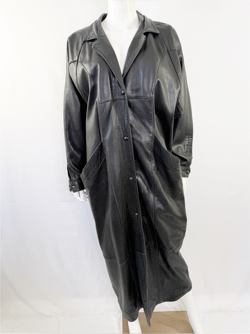 intage GAP Black Long Leather Coat Size M 80s 90s Matrix Goth Vampirecore